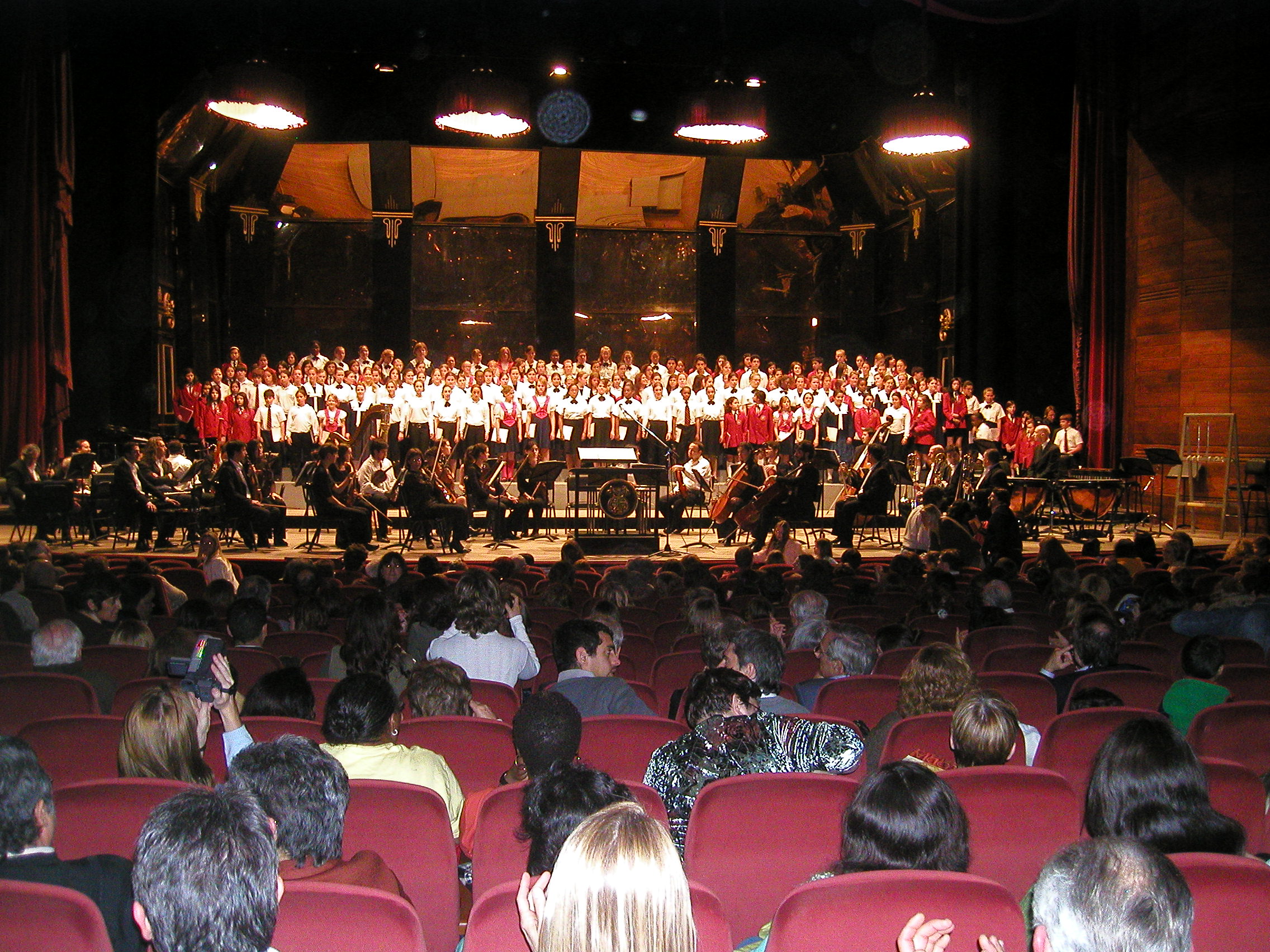 Elogio en Teatro Argentino 2